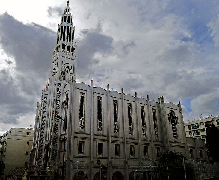 Eglise Saint-Jean-Bosco à Paris (Crédit CC Mbzt)