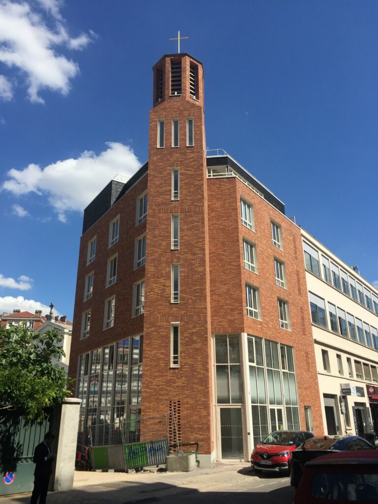 vue du nouveau batiment de sainte cecile à boulogne