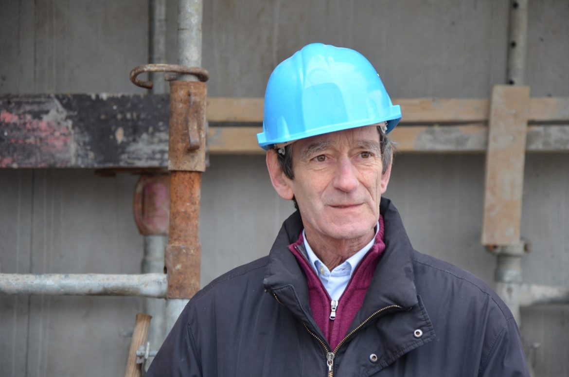 Construction de l'église SaintPierre à SaintPierreduPerray (91) Chantiers du Cardinal