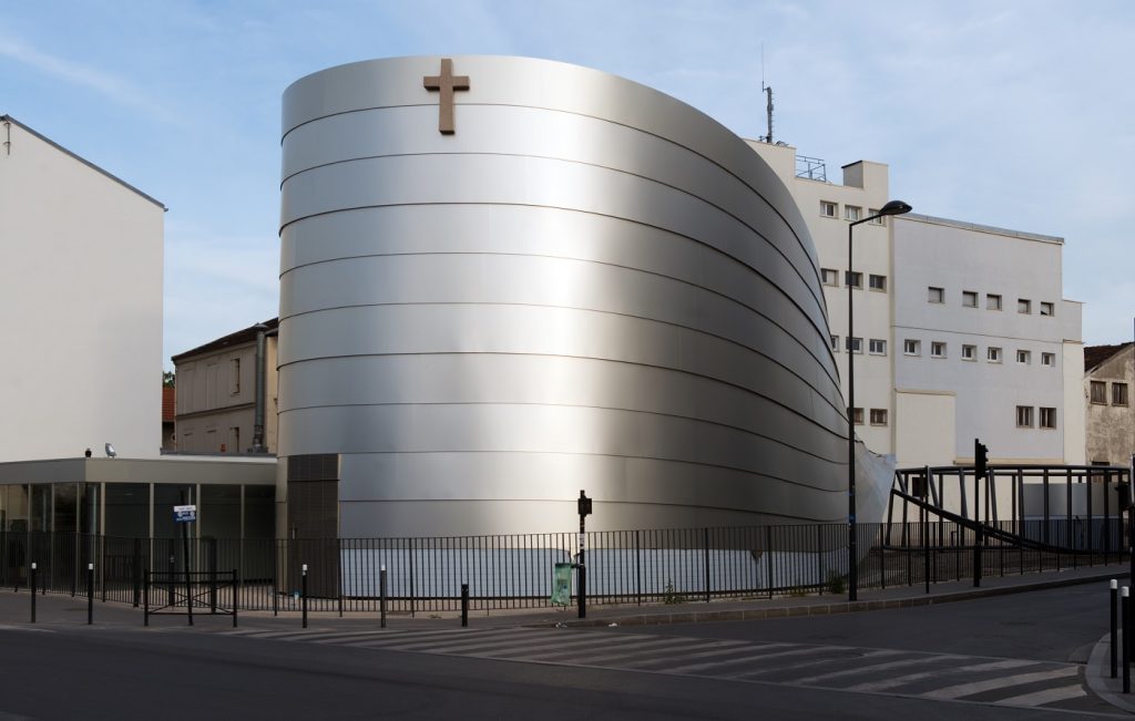 Façade de l’église Saint-Paul-de-la-Plaine à la-Plaine-Saint-Denis