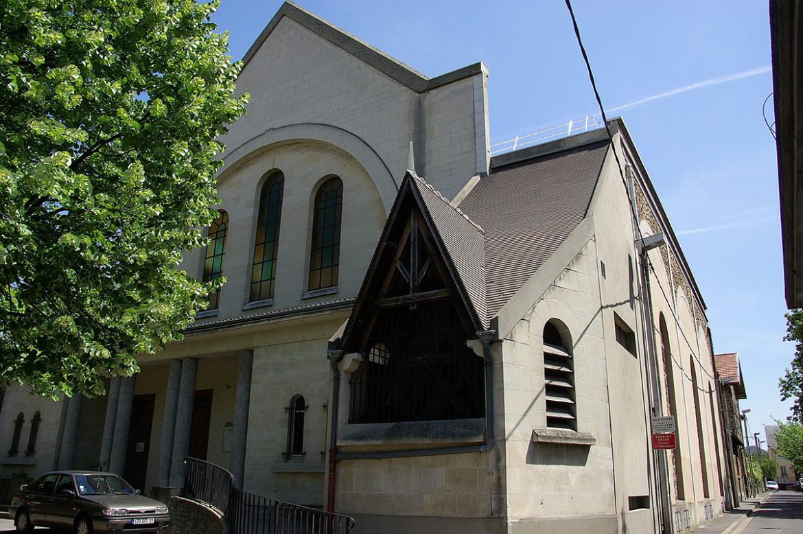 Vue extérieure église Saint-Jean-Baptiste