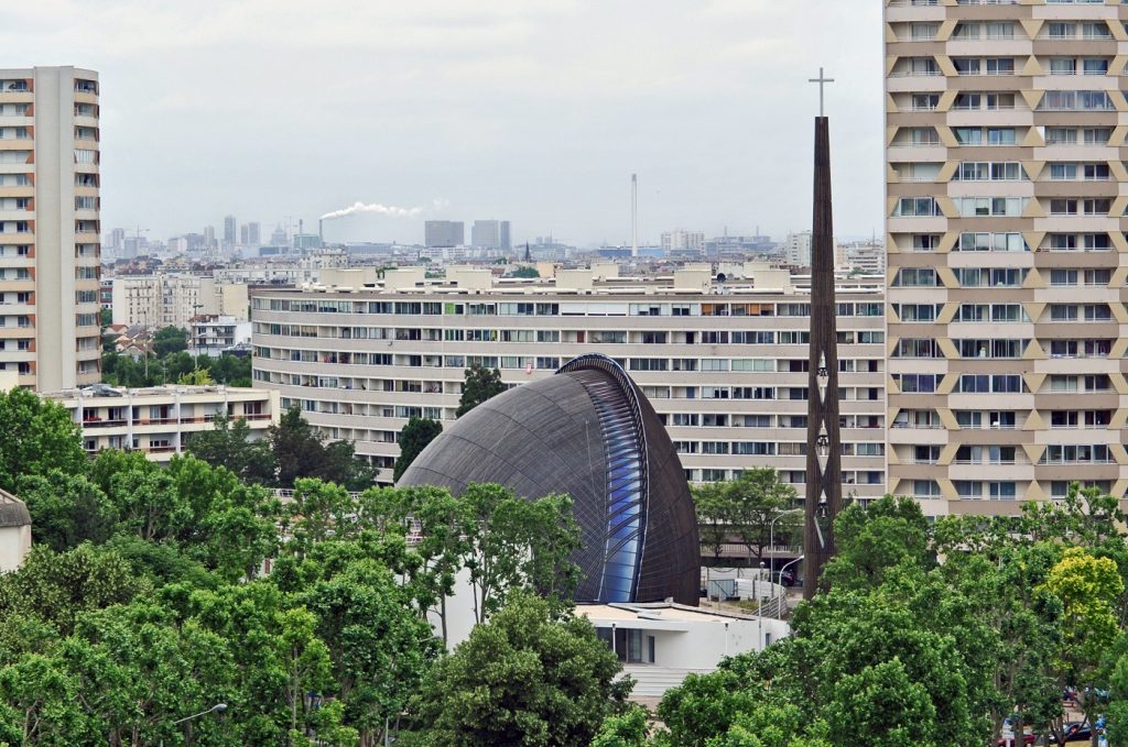 campanile de la cathédrale Notre-Dame-de-Créteil