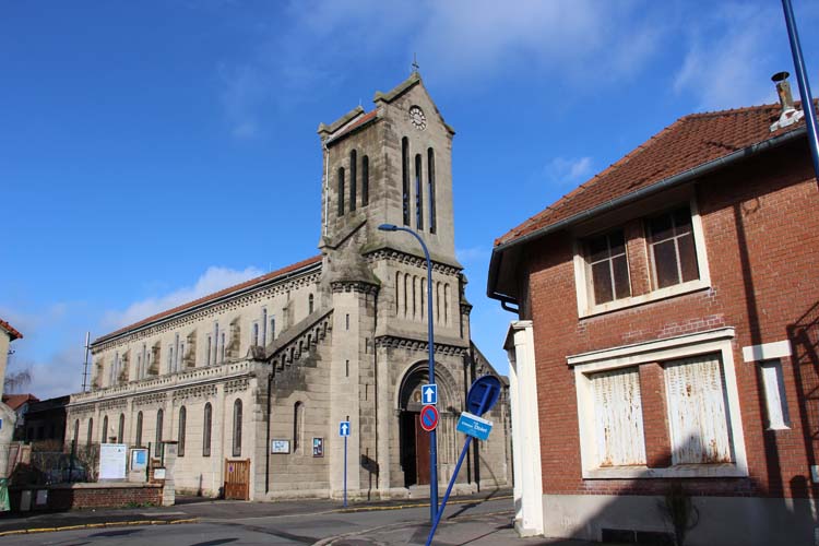 Un gommage sera réalisé sur la façade.