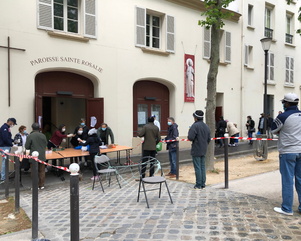 La paroisse Sainte-Rosalie participe à la distribution de repas coordonnée par le Diocèse de Paris