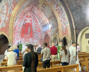 94_St Maurice_Eglise Sts Anges_assemblee