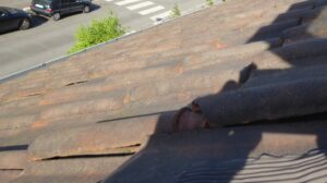 Des toitures dégradées, les reprises ne suffisant plus