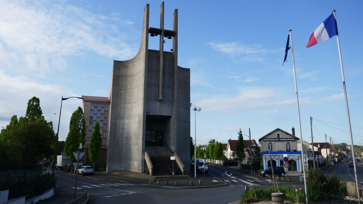 Pour une église du Saint-Sacrement à Viry-Châtillon plus ouverte et accessible (91)