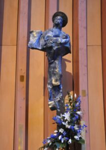 La statue Notre Dame de l'Apocalypse réalisée par Françoise Bissara (©DR)