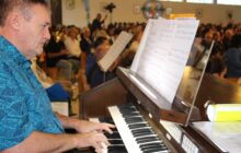 Une messe en musique, accompagnée au piano