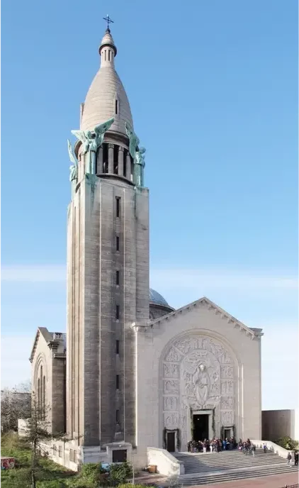 Vue extérieure du Sacré Coeur de Gentilly