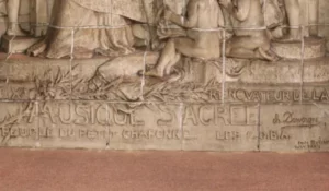 Détail du haut-relief Sainte-Cécile