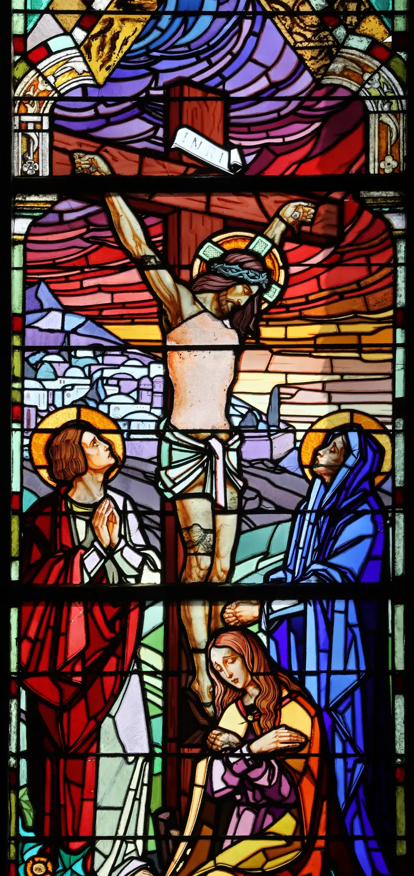 Vitrail de la Crucifixion de Notre Dame du Bon Conseil