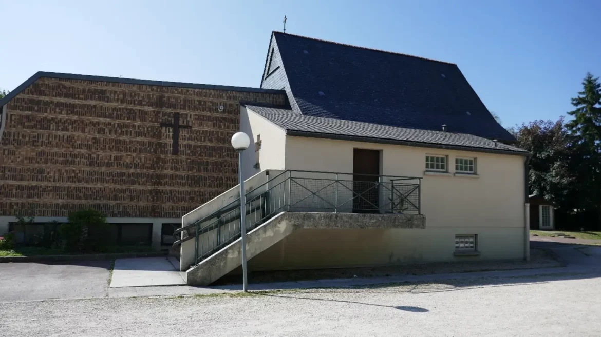 Rénovation des salles paroissiales à Pontault-Combault (77)