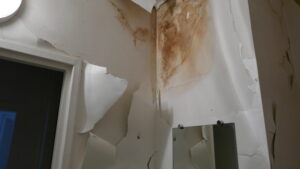 L’état actuel de l’appartement situé au-dessus de la Maison fraternelle 